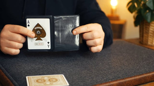 demonstration video of Card Holder Deluxe (2 transparent pockets + 1 hidden pocket)