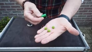 demonstration video of LS Peas (Natural) by Leo Smetsers - Trick