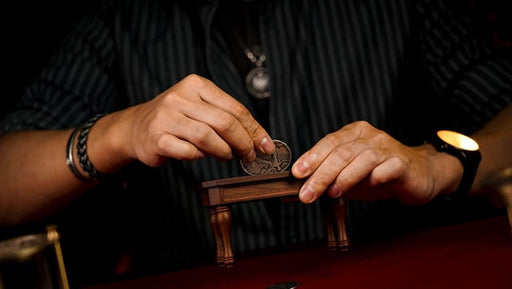 demonstration video of THE TABLE PRO by TCC - Trick