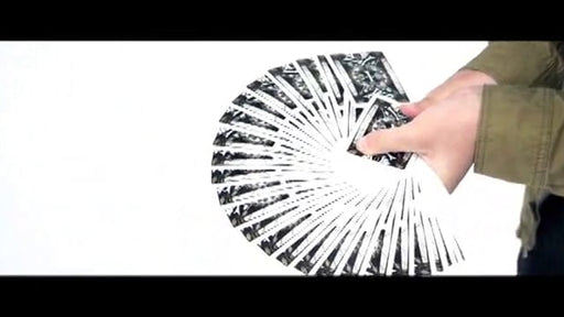 demonstration video of Fanning Powder 2oz/57grams